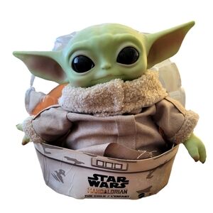 NIB Star Wars The Mandolorian Grogu Doll